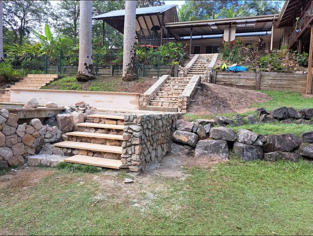Retaining wall & steps in Buderim